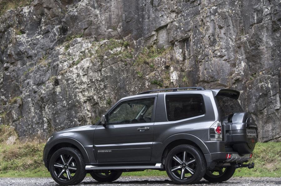  Mitsubishi Shogun SWB Barbarian 2015 года  (фото 7 из 22)